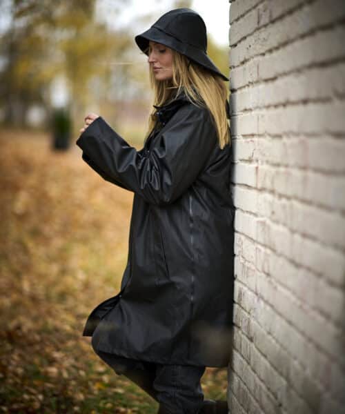 Black Friday 23.00 (Swedish Time)